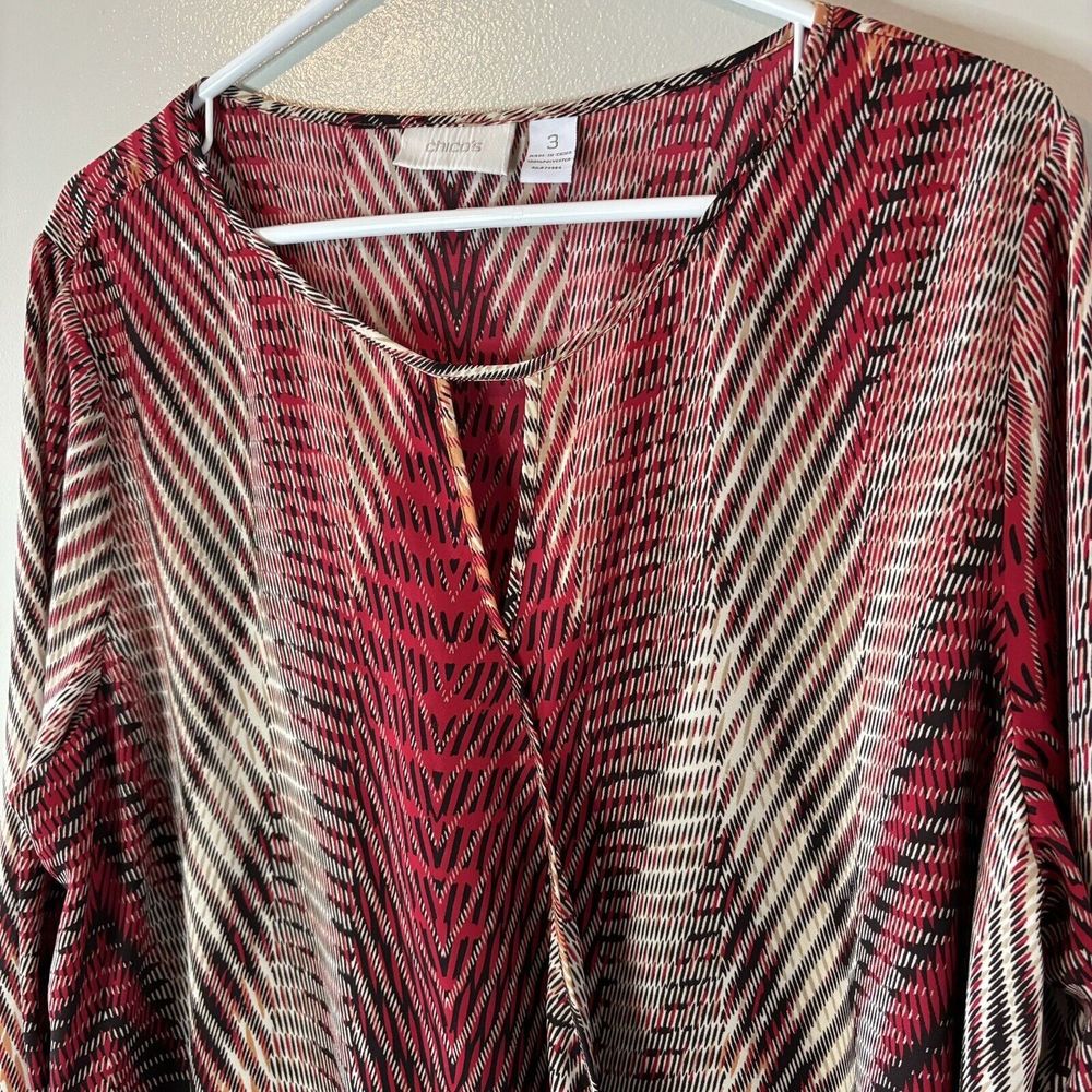 Chico’s Wrap Long Sleeve Blouse Red Black Geometric Top Size 3 Large - Picture 3 of 6